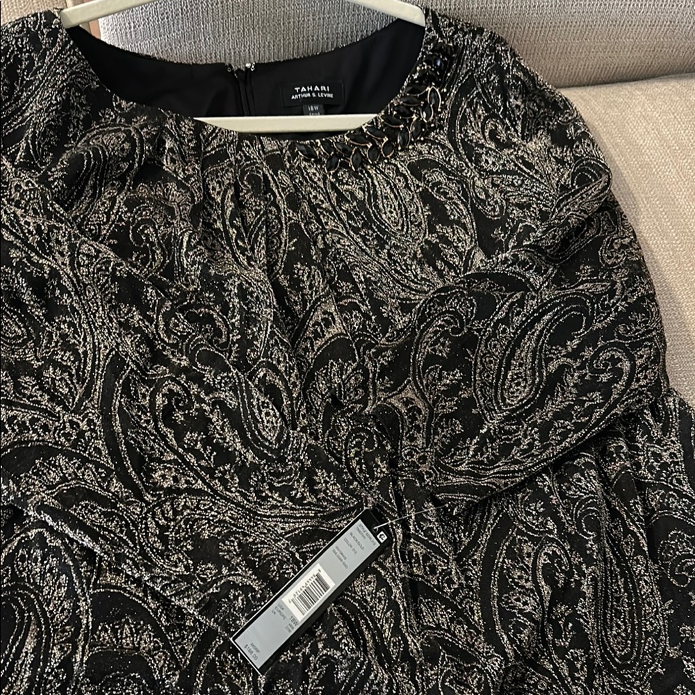Tahari Black and Gold Dress - Picture 8 of 8